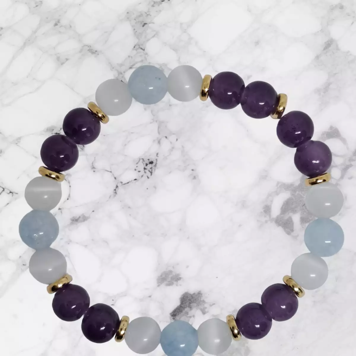 Bracelet crée pour l'émotionnel et l'apaisement en Améthyste, Sélénite et Pierre de Lune.